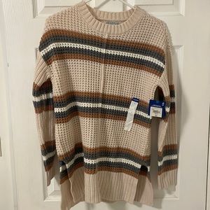 Arizona jean co sweater size small unworn with tags